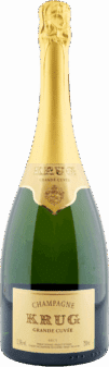 Eine Flasche Krug | Grande Cuvée 169ème Champagner hat einen goldenen Folienverschluss, ein cremefarbenes und goldenes Etikett und den Namen "KRUG" auf der Vorderseite.