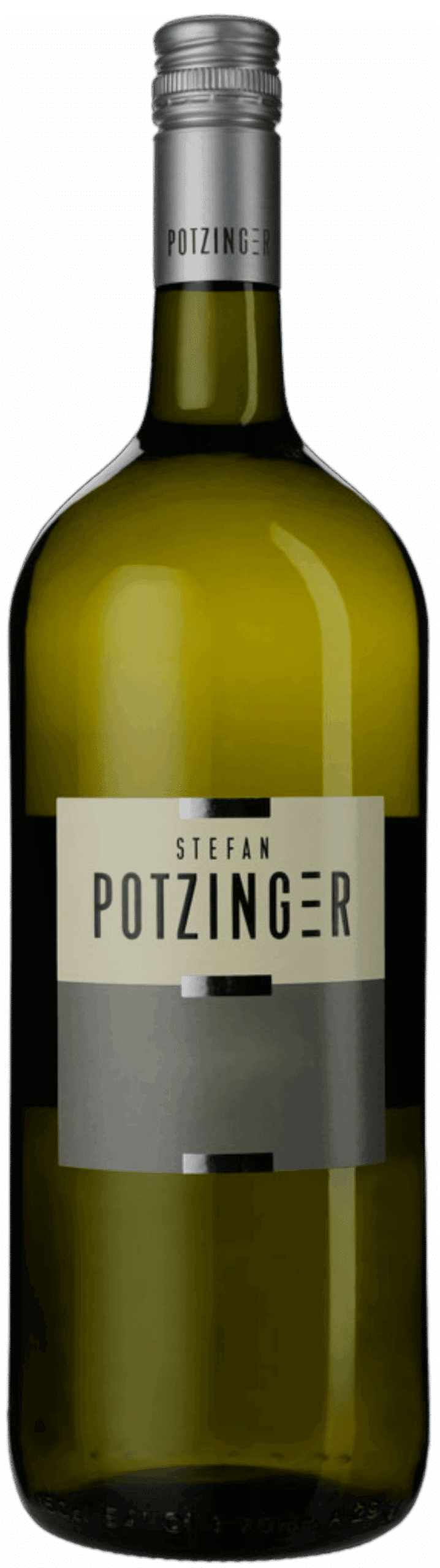 Eine 1,5-Liter-Magnum des Weißburgunders 2011 Alte Reben Kittenberg von Stefan Potzinger mit einem modernen, minimalistischen Etikett und einem silbernen Verschluss auf schwarzem Hintergrund.