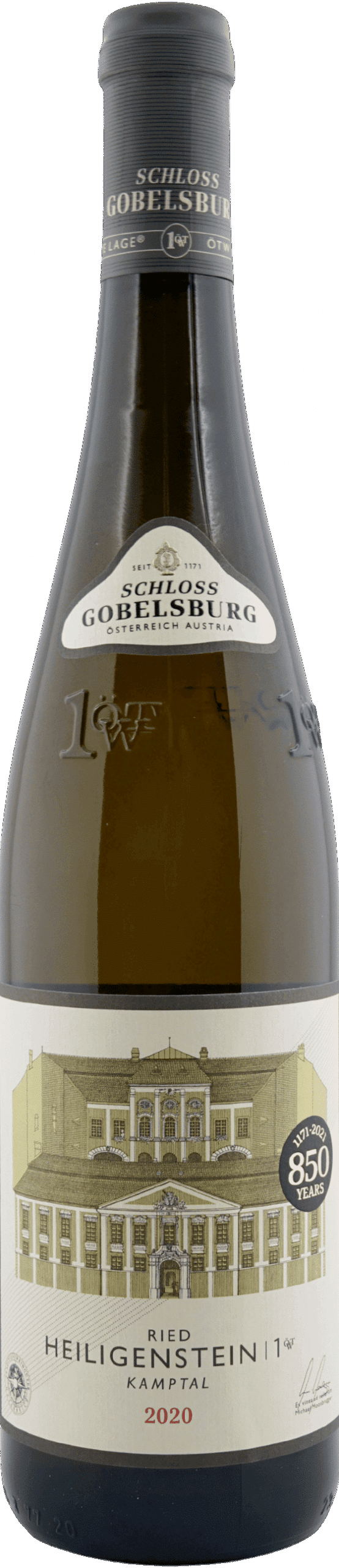 Eine Flasche Schloss GOBELSBURG 2020 Riesling Ried Heiligenstein Erste Lage Kamptal mit beigefarbenem Etikett, auf dem ein Gebäude abgebildet ist und ein kreisförmiges Emblem "850 Jahre".