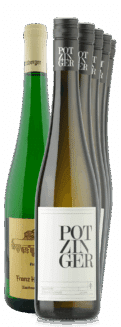 Abgebildet ist ein Set von sechs Weinflaschen, das Sauvignon Selection Paket. Vier sind mit modernen weißen "POTZINGER"-Etiketten versehen, während eine ein klassisches gelbes "Franz Hirtzberger"-Etikett auf grünem Glas trägt. Inklusive kostenlosem Versand.*.