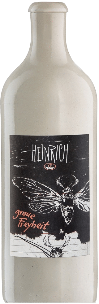 Eine Keramikflasche mit der Aufschrift "Heinrich | 2021 Graue Freyheit BIO" zeigt ein schwarz-weißes Design mit einer geflügelten Insektenillustration, "HEINRICH" oben und "graue Freiheit" in roter Schrift am unteren Rand.