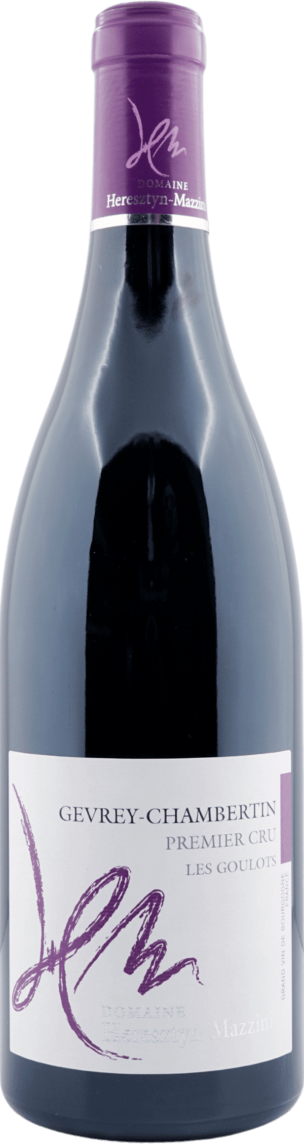 Eine Flasche des Rotweins Heresztyn Mazzini | 2020 Gevrey Chambertin Premier Cru Les Goulots mit violettem Folienverschluss und weißem Etikett mit violettem Text und Unterschrift.